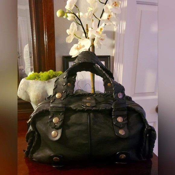 Chloe handbag.  Great condition.  Black - Picture 1 of 8